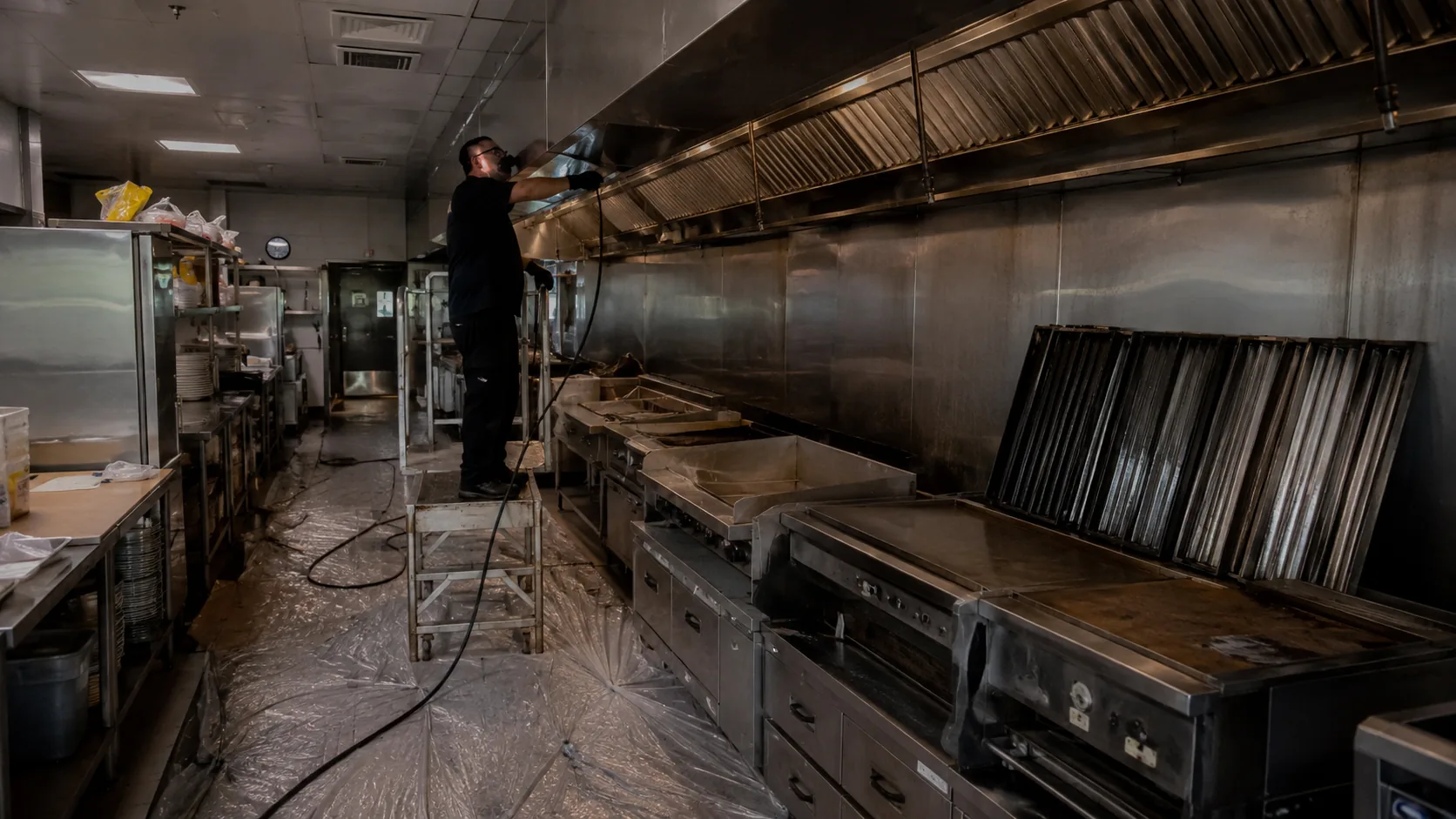 Professional Commercial Kitchen Canopy Cleaning